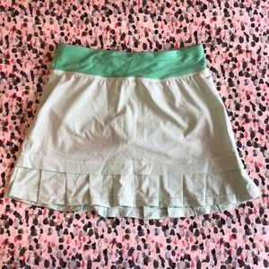 ivivva girls skirt (spandex under)